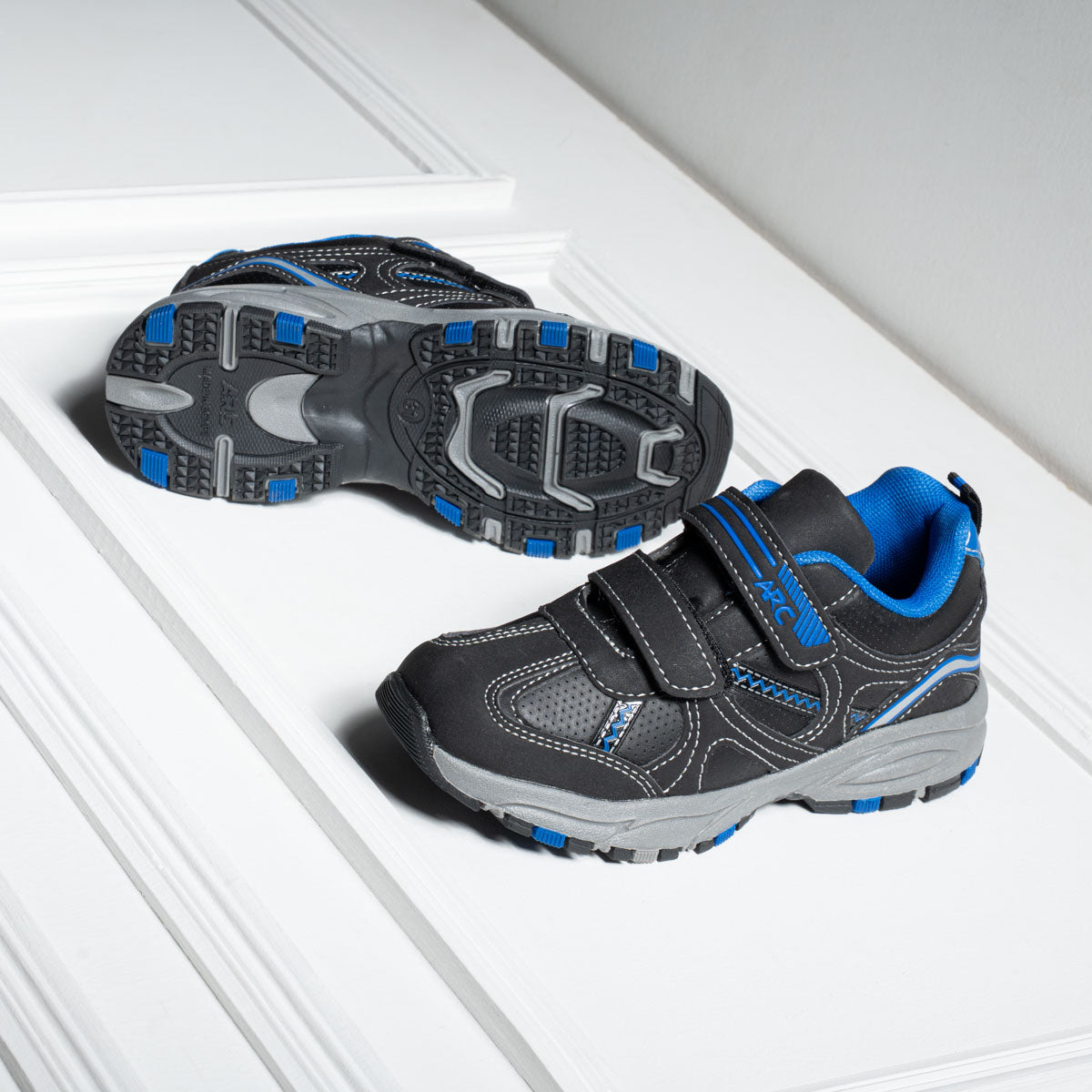 TriStep Shoes