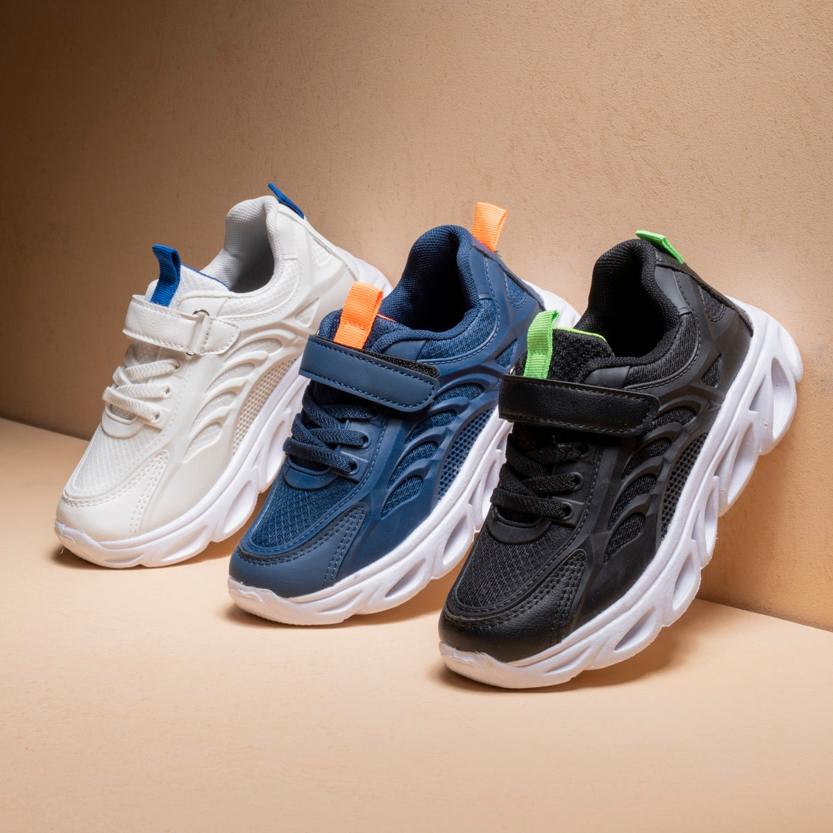 Dynamic Light-up Shoes