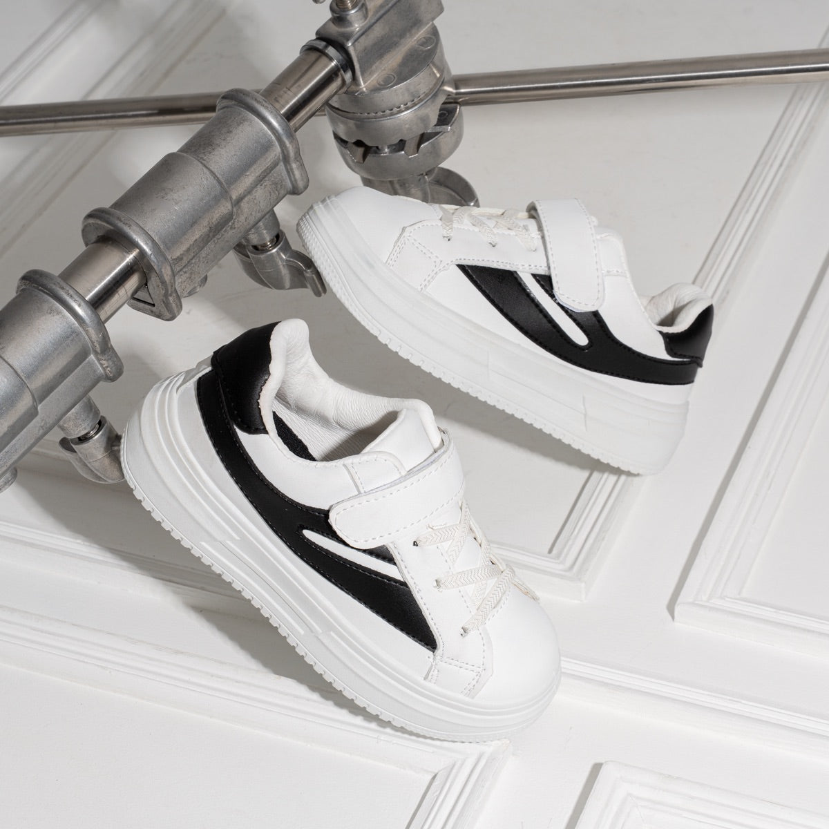 2 Colors Shoes