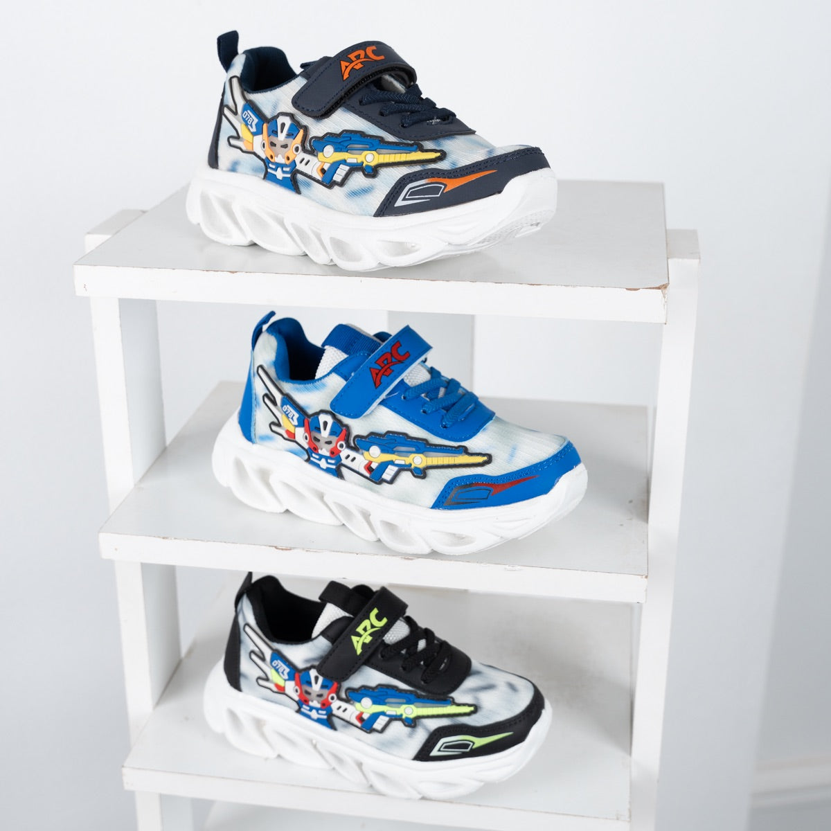 كوتشي ترانسفورمرز بنعل مضئ