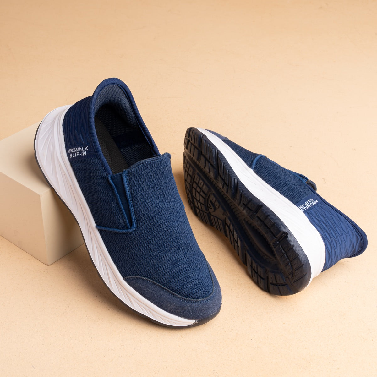 ARC Walk Slip-on Shoes