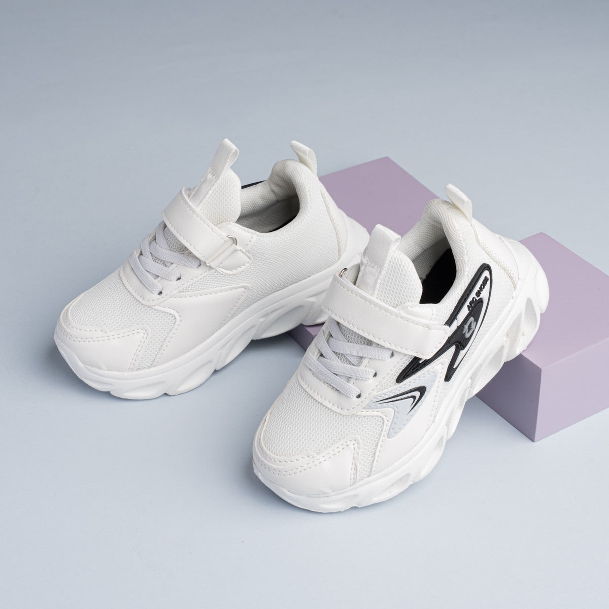 ARC Arrows Light-up Shoes