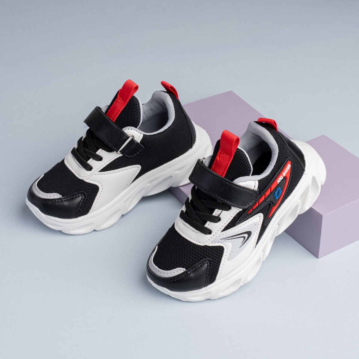 ARC Arrows Light-up Shoes