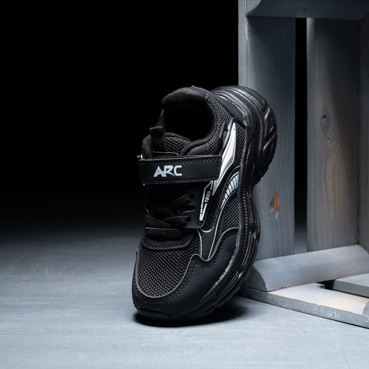 ARC 1988 Kids' Shoes (Size 27:31)